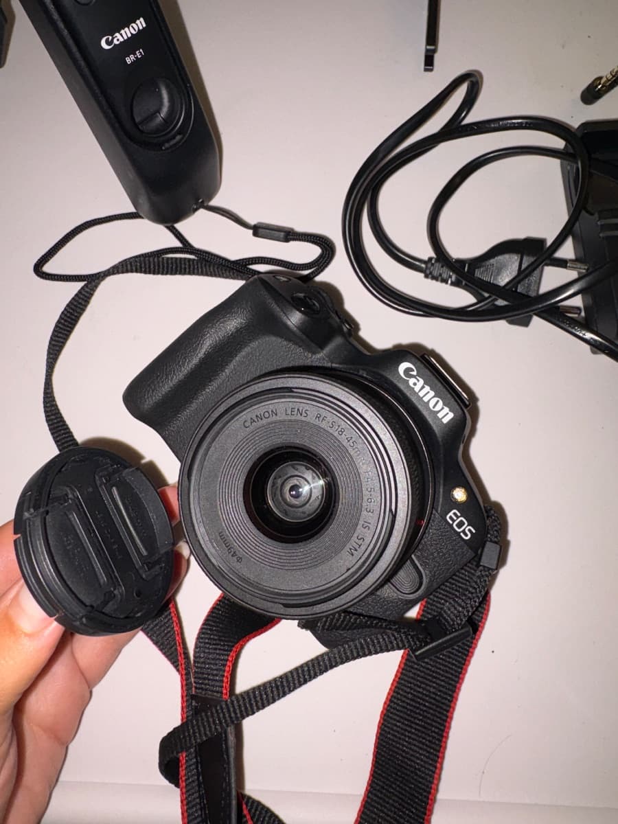Canon EOS R50 Creator Kit — foto 1