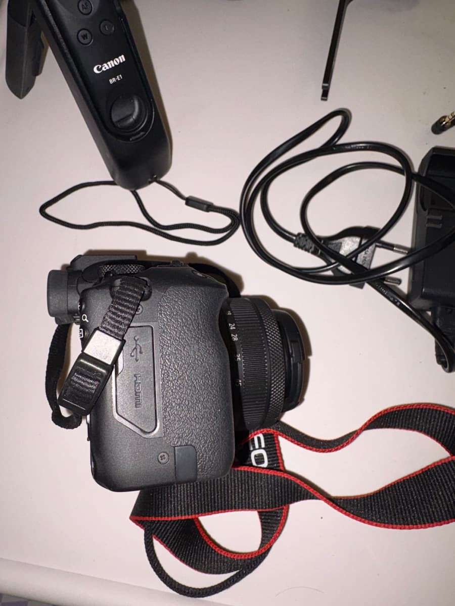 Canon EOS R50 Creator Kit — foto 3